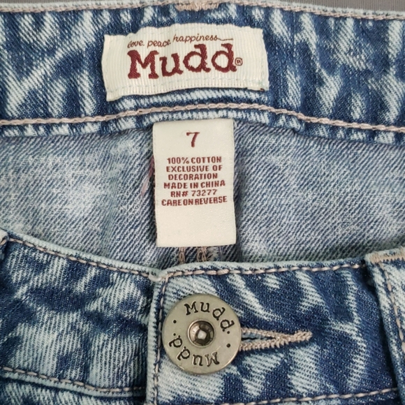 MUDD shorts - Picture 4 of 10